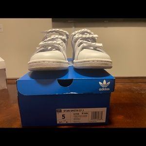 Adidas Stan Smith Sneakers (Size 5)